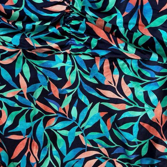 Lands End Plus Size 16 One Piece Swimsuit Colorful Leaf Print Ruching - Picture 3 of 5